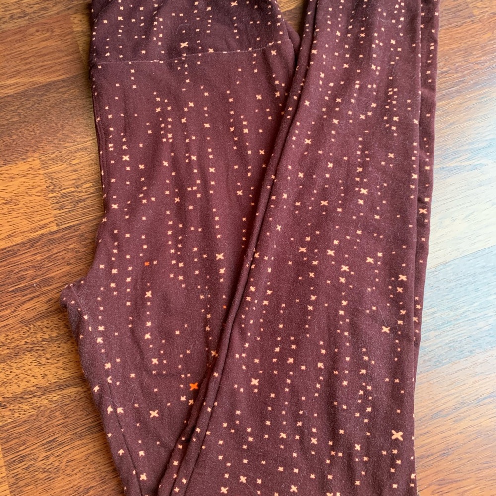 Lularoe Mauve Star OS leggings